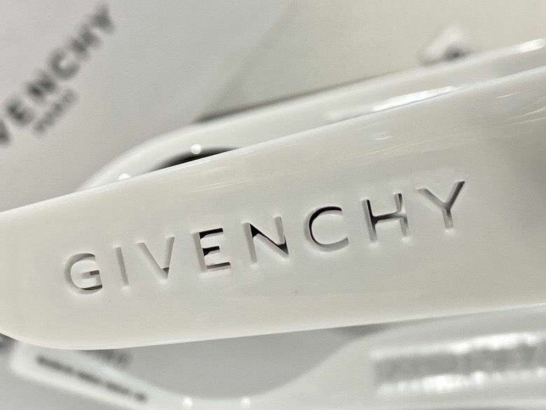 Picture of Givenchy Sunglasses _SKUfw43307026fw